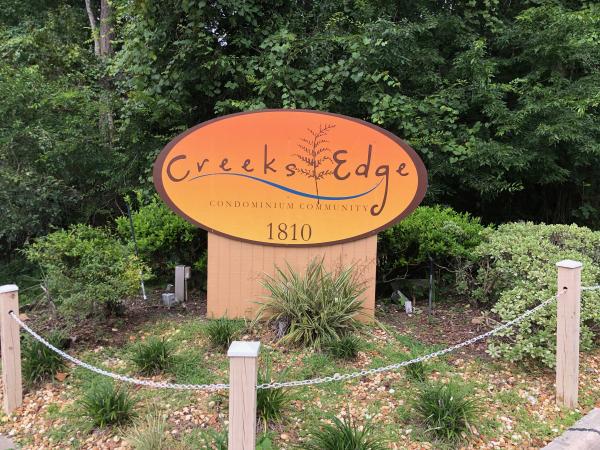 Creeks Edge